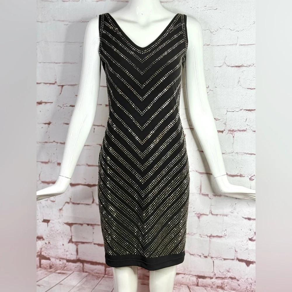 CACHE XS Silver Metallic Studs Embellished Black V-Neck Sleeveless Dress Size XS - Picture 4 of 15